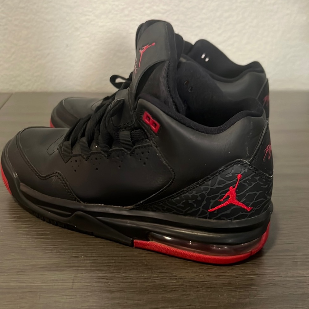 NIKE JORDAN FLIGHT ORIGIN 2 BG SIZE 4.5Y US